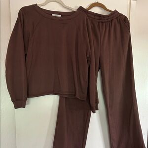 Zenana Outfitters Chocolate women sweater and pant set